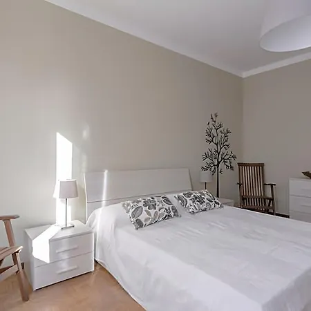 Natural Chic - Close To Center And - Parking Apartment Desenzano del Garda
