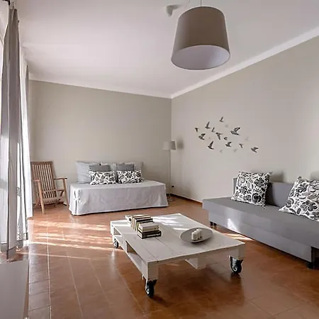 Natural Chic - Close To Center And - Parking *